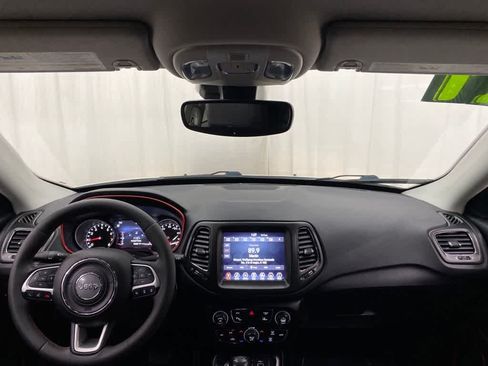 Used 2021 Jeep Compass Trailhawk AWD/4WD image 13