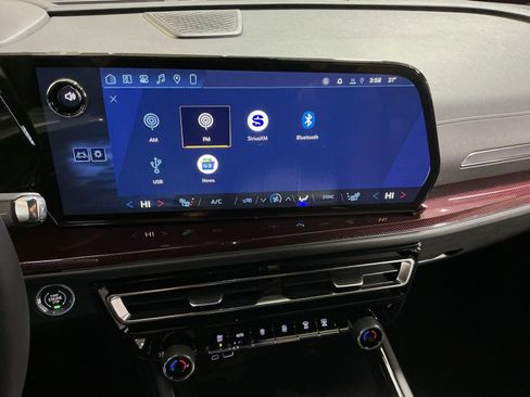 New 2026 Chevrolet Traverse Z71 w/ Enhanced Driving Package image 26