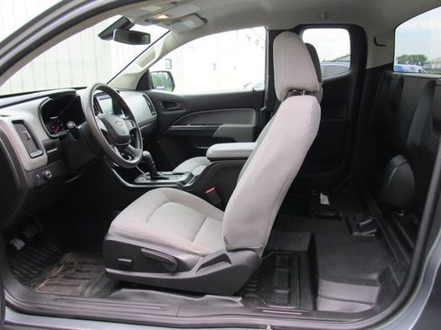 Used 2018 Chevrolet Colorado W/T RWD image 14