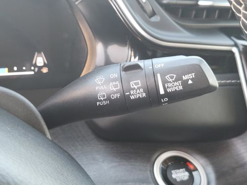 Used 2022 Jeep Grand Cherokee L Limited image 62