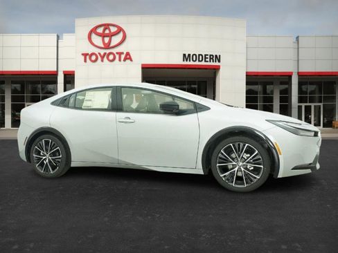 New 2026 Toyota Prius XLE image 28