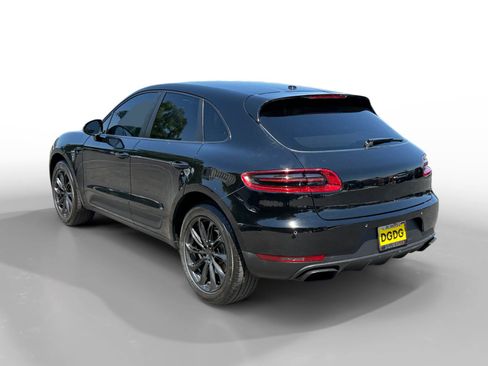 Used 2018 Porsche Macan AWD/4WD image 3