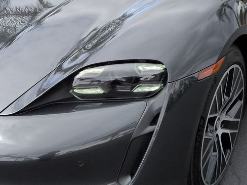Used 2020 Porsche Taycan Turbo AWD/4WD image 6