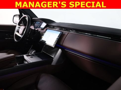 Used 2025 Land Rover Range Rover SE AWD/4WD image 63