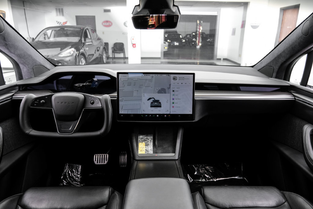 Used 2022 Tesla Model X Plaid AWD/4WD image 16