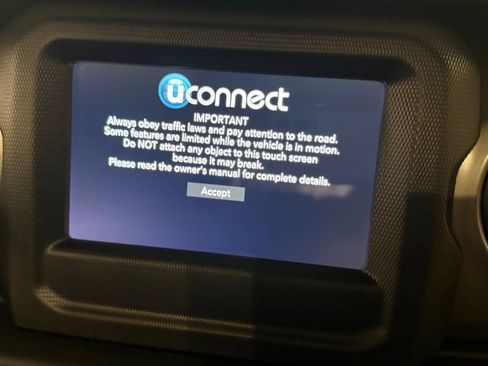 Used 2021 Jeep Wrangler Unlimited Sport image 25