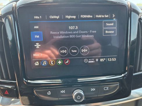 Certified 2023 Chevrolet Traverse LT FWD image 24