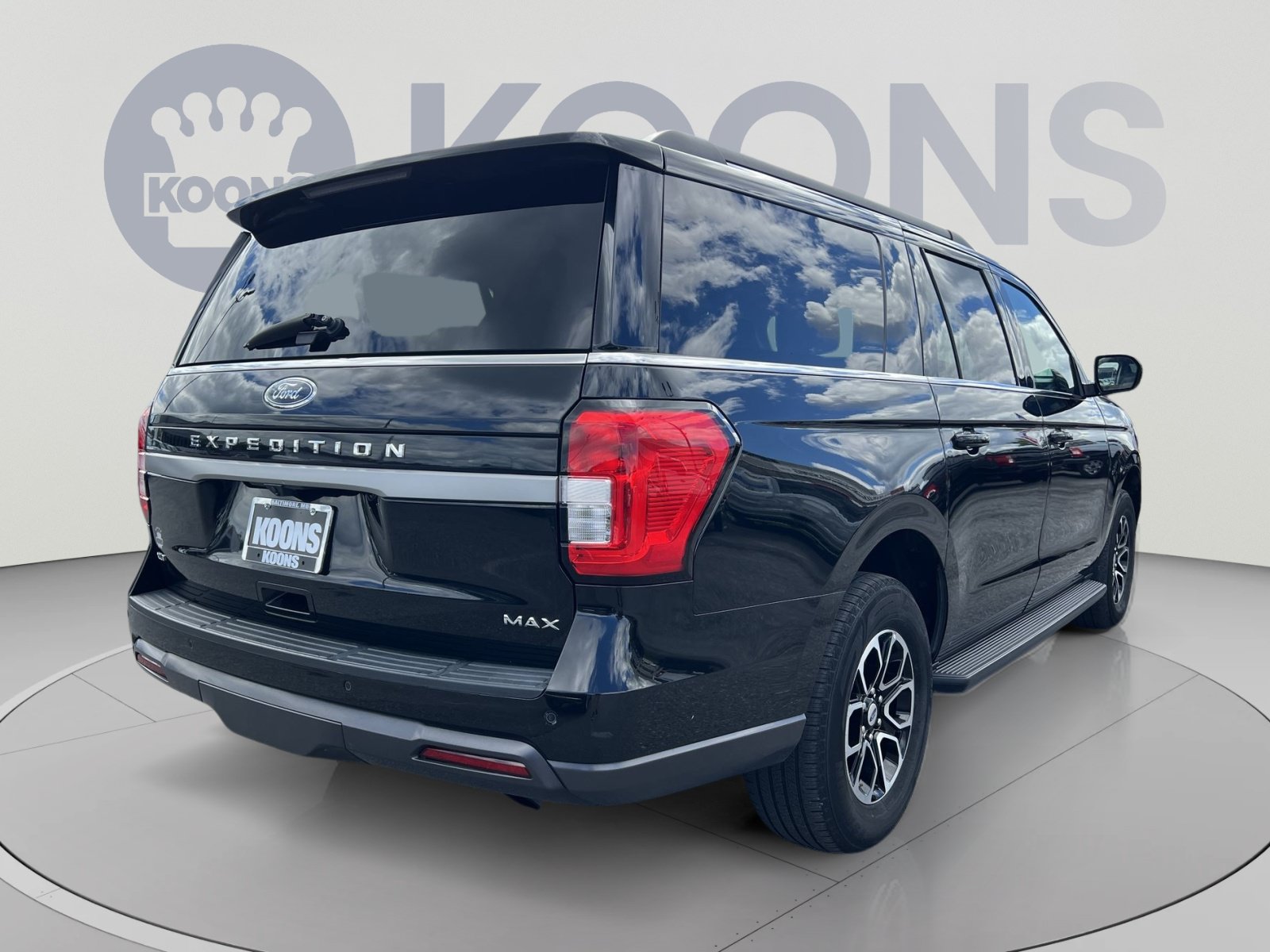 Used 2024 Ford Expedition Max XLT AWD/4WD image 7