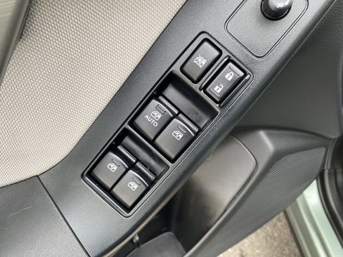 Used 2014 Subaru Forester 2.5i Premium w/ Popular Package #2 image 18