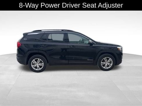 Used 2020 GMC Terrain SLE w/ Driver Convenience Package image 9