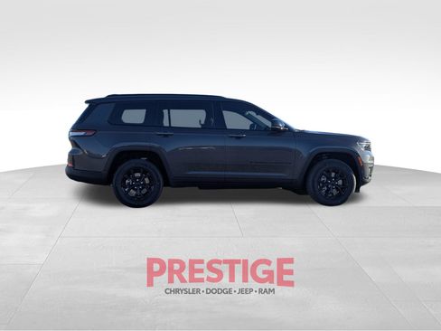 New 2025 Jeep Grand Cherokee L Laredo AWD/4WD image 4