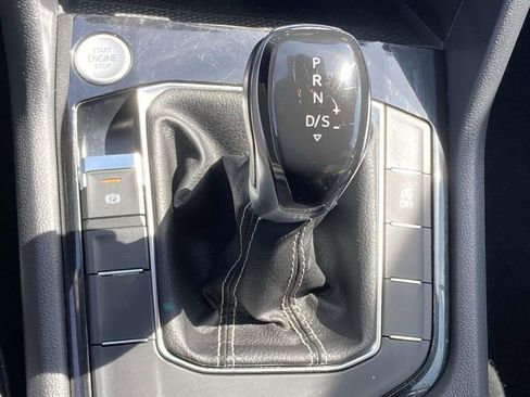 Used 2023 Volkswagen Taos SE FWD image 25