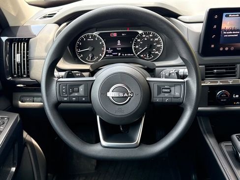 Certified 2026 Nissan Pathfinder S FWD image 14