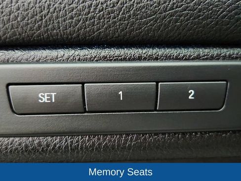 Used 2016 BMW 535i xDrive Sedan AWD/4WD image 25