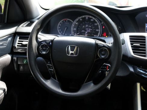 Used 2016 Honda Accord LX image 8