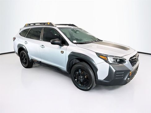Used 2022 Subaru Outback Wilderness AWD/4WD image 7