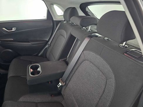 Used 2023 Hyundai Kona SE w/ Cargo Package FWD image 17