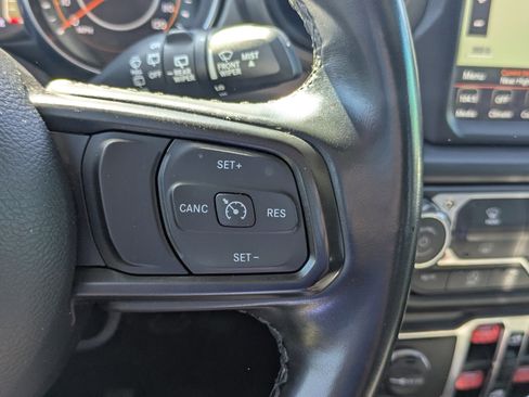 Used 2022 Jeep Wrangler Unlimited Sport AWD/4WD image 19