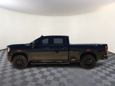 Used 2024 GMC Sierra 2500 AT4 w/ AT4 Premium Plus Package AWD/4WD image 2