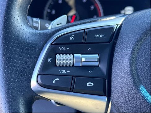 Used 2021 Genesis G70 3.3T w/ Sport Package image 15