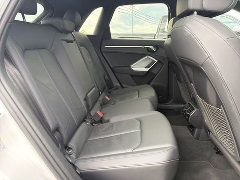 Used 2025 Audi Q3 2.0T Premium AWD/4WD image 35