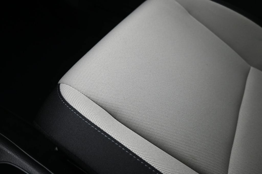 Used 2025 Honda CR-V EX image 31