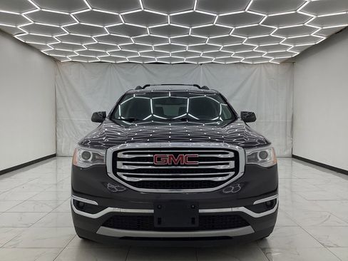 Used 2017 GMC Acadia SLT AWD/4WD image 5