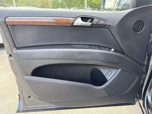 Used 2015 Audi Q7 3.0T Premium w/ Technology Package image 13