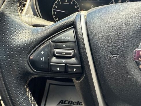 Used 2016 Nissan Maxima Platinum FWD image 22