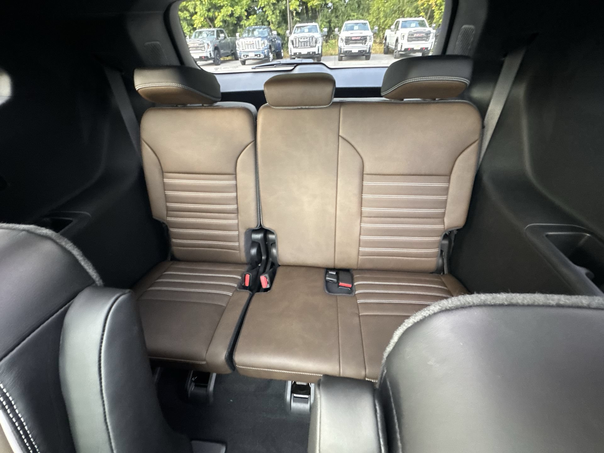 New 2027 GMC Acadia Denali Ultimate AWD/4WD image 26