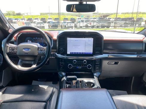 Used 2022 Ford F150 Lariat w/ Equipment Group 502A High AWD/4WD image 19