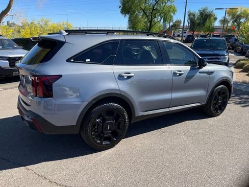 Used 2024 Kia Sorento SX image 13