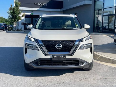 Used 2023 Nissan Rogue SL w/ SL Premium Package FWD image 2