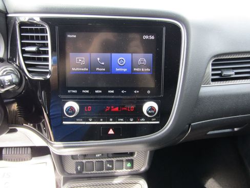 Used 2022 Mitsubishi Outlander SEL image 21