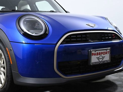 Certified 2025 MINI Cooper S image 5