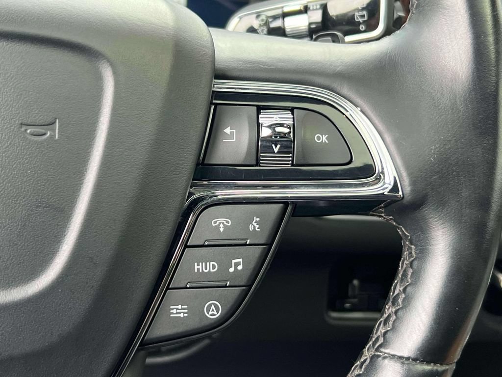 Used 2024 Lincoln Navigator Black Label AWD/4WD image 26