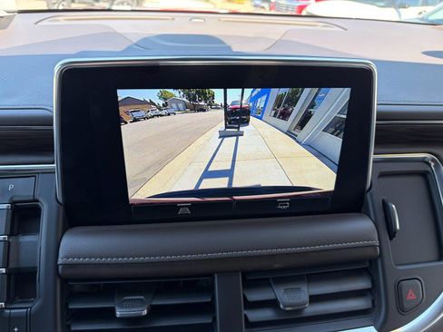 Used 2022 Chevrolet Tahoe LT AWD/4WD image 15