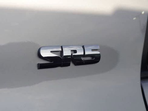 Used 2024 Toyota 4Runner SR5 RWD image 20