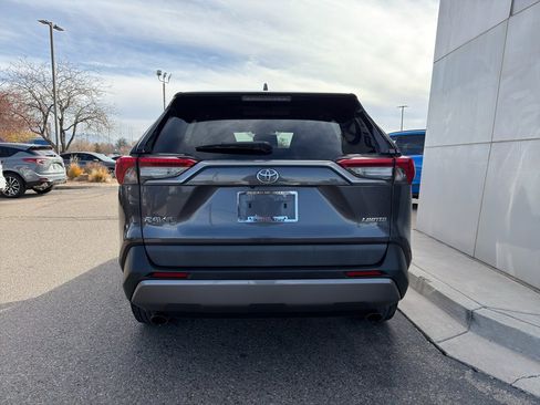 Used 2019 Toyota RAV4 Limited image 7