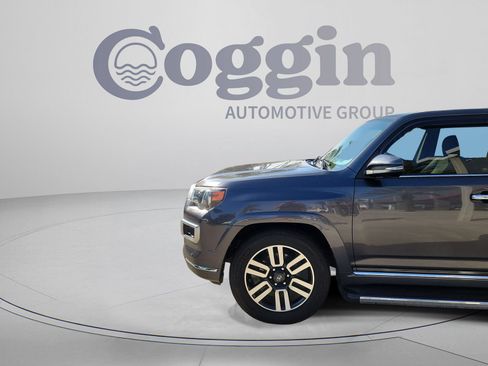 Used 2019 Toyota 4Runner Limited RWD image 2