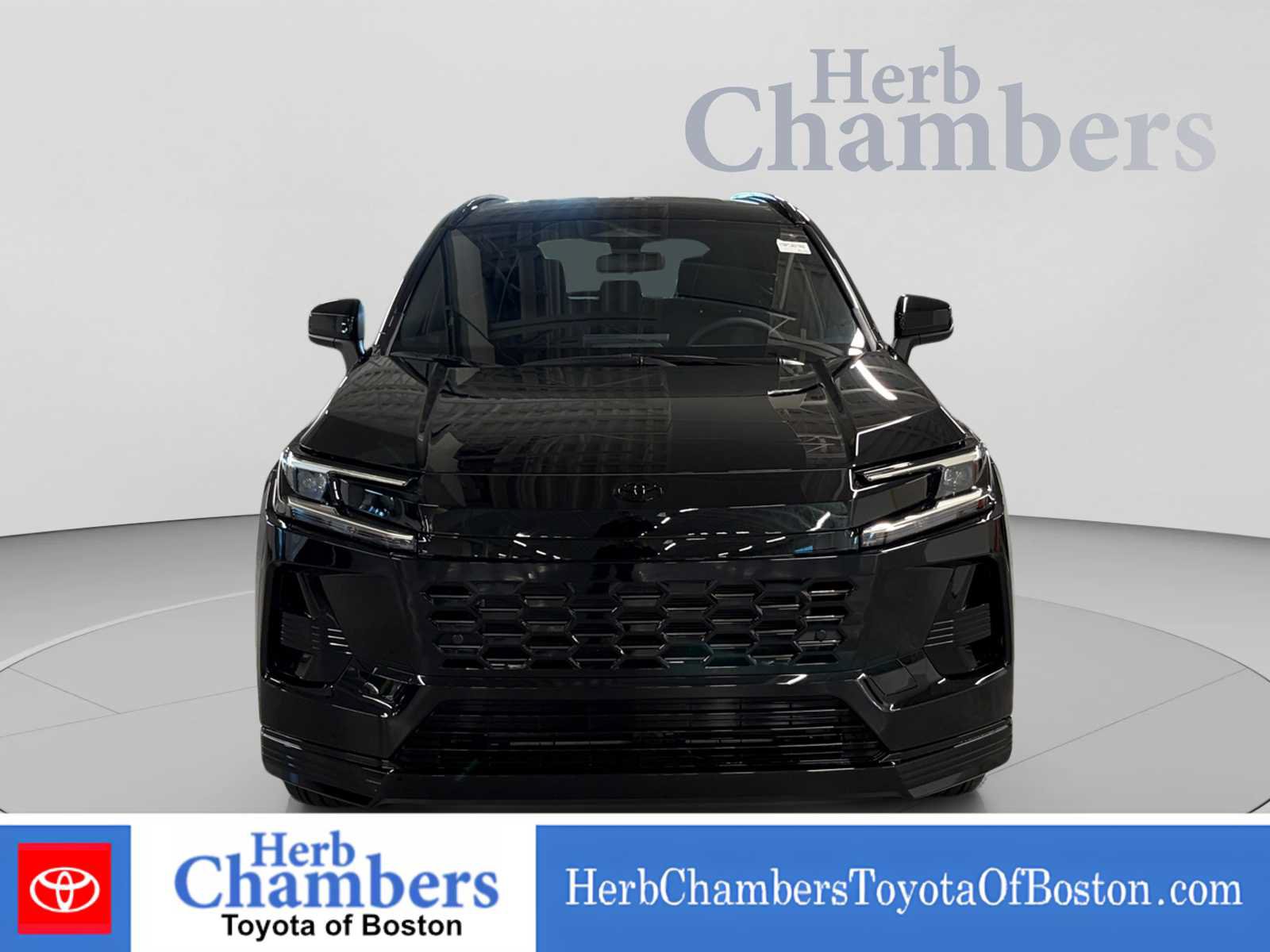 Used 2026 Toyota RAV4 SE AWD/4WD image 2