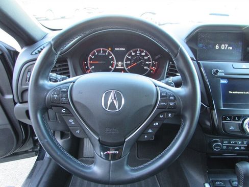 Used 2019 Acura ILX FWD image 10
