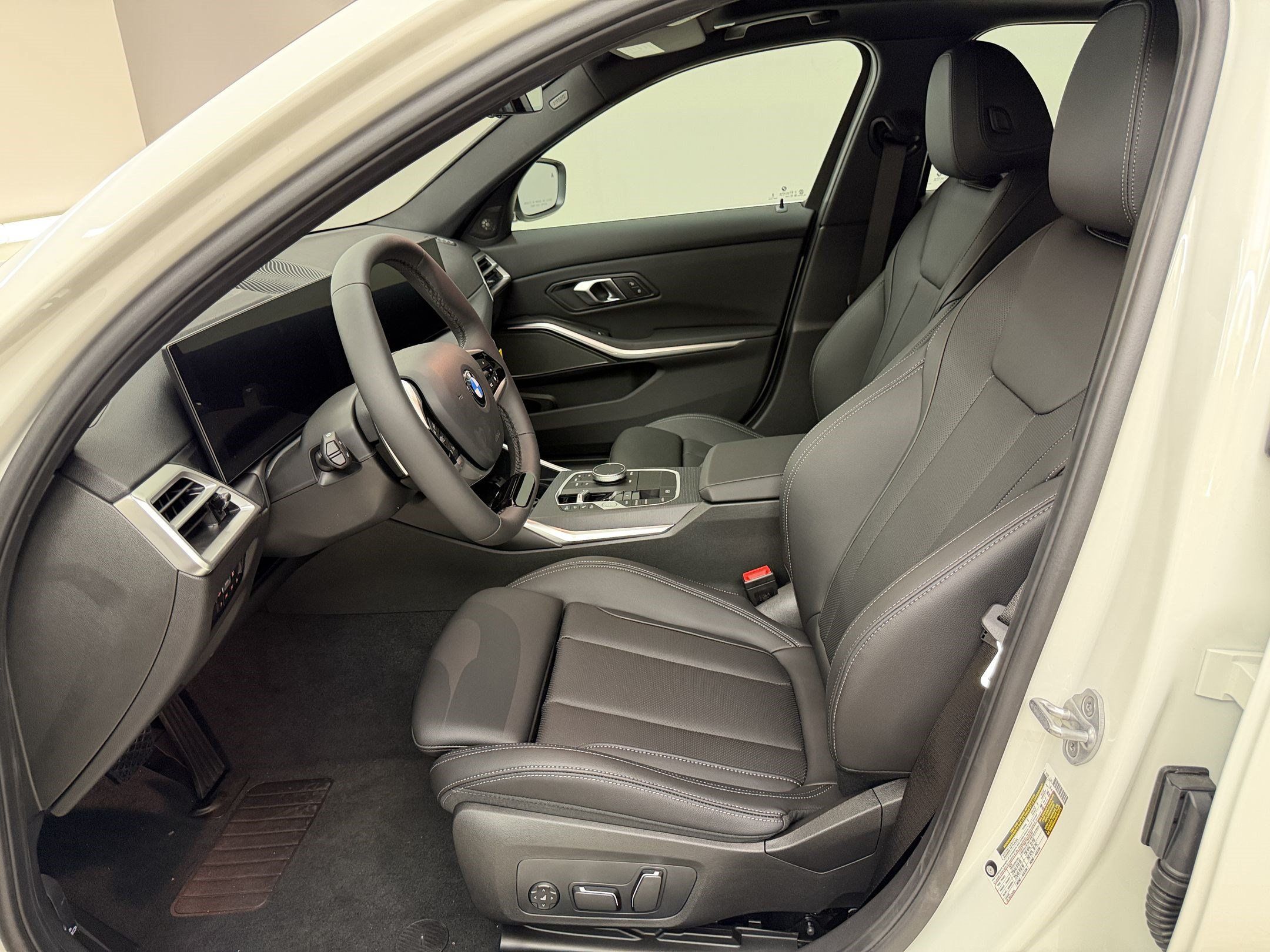 New 2026 BMW 330i Sedan w/ Convenience Package RWD image 5