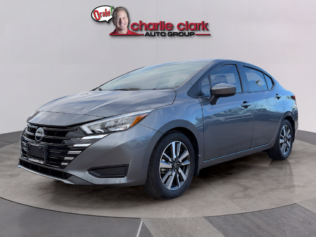Used 2025 Nissan Versa SV w/ Trunk Package FWD image 1