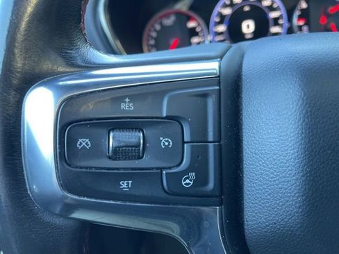 Used 2019 Chevrolet Blazer RS w/ Sun and Wheels Package FWD image 11