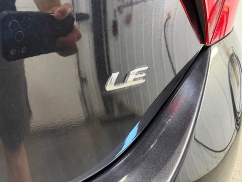 Used 2017 Toyota Corolla LE w/ Carpet Mat Package (TMS) FWD image 26