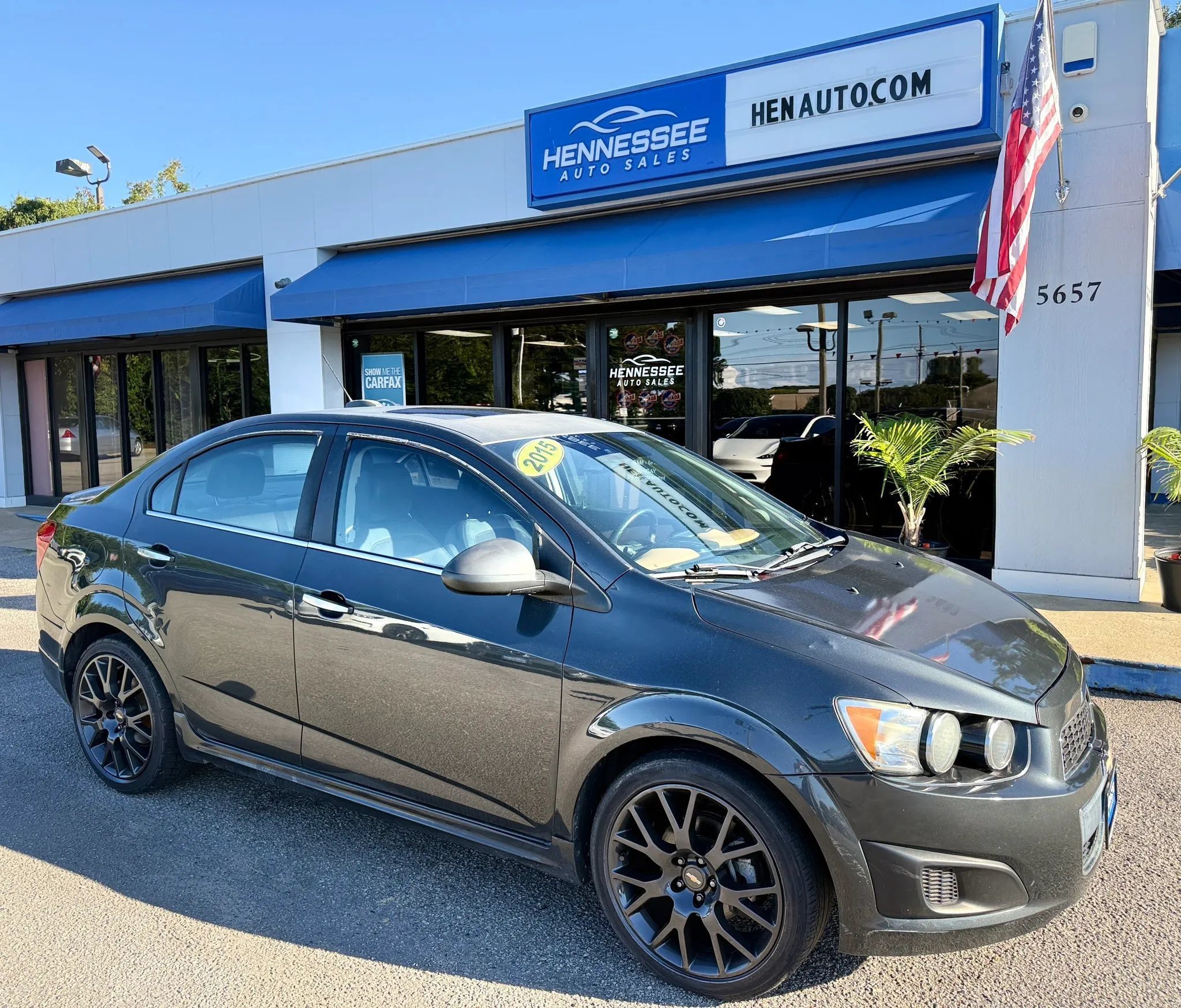 Used 2015 Chevrolet Sonic LTZ w/ Dusk Package FWD image 10
