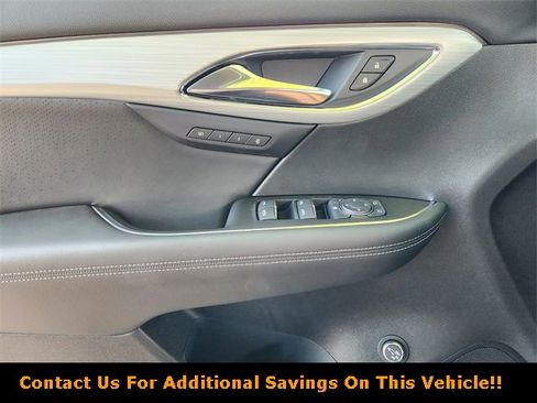 New 2025 Buick Envision Avenir image 17