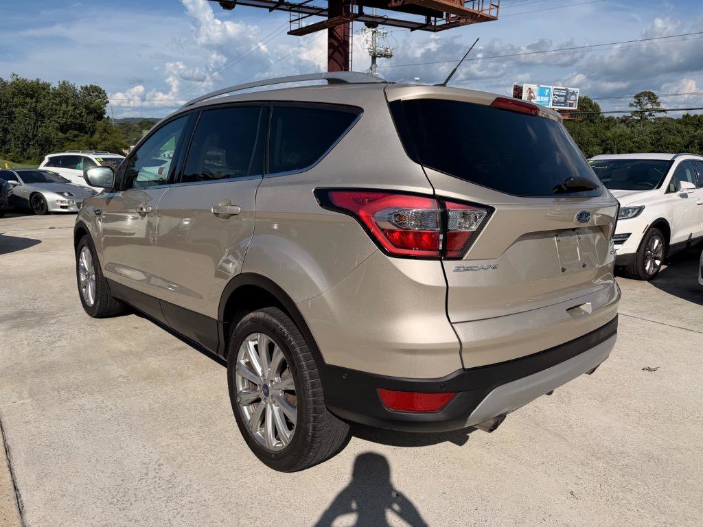 Used 2017 Ford Escape Titanium w/ Equipment Group 301A AWD/4WD image 9