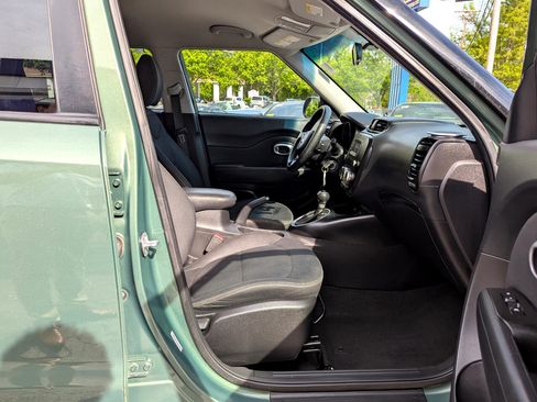 Used 2014 Kia Soul image 26